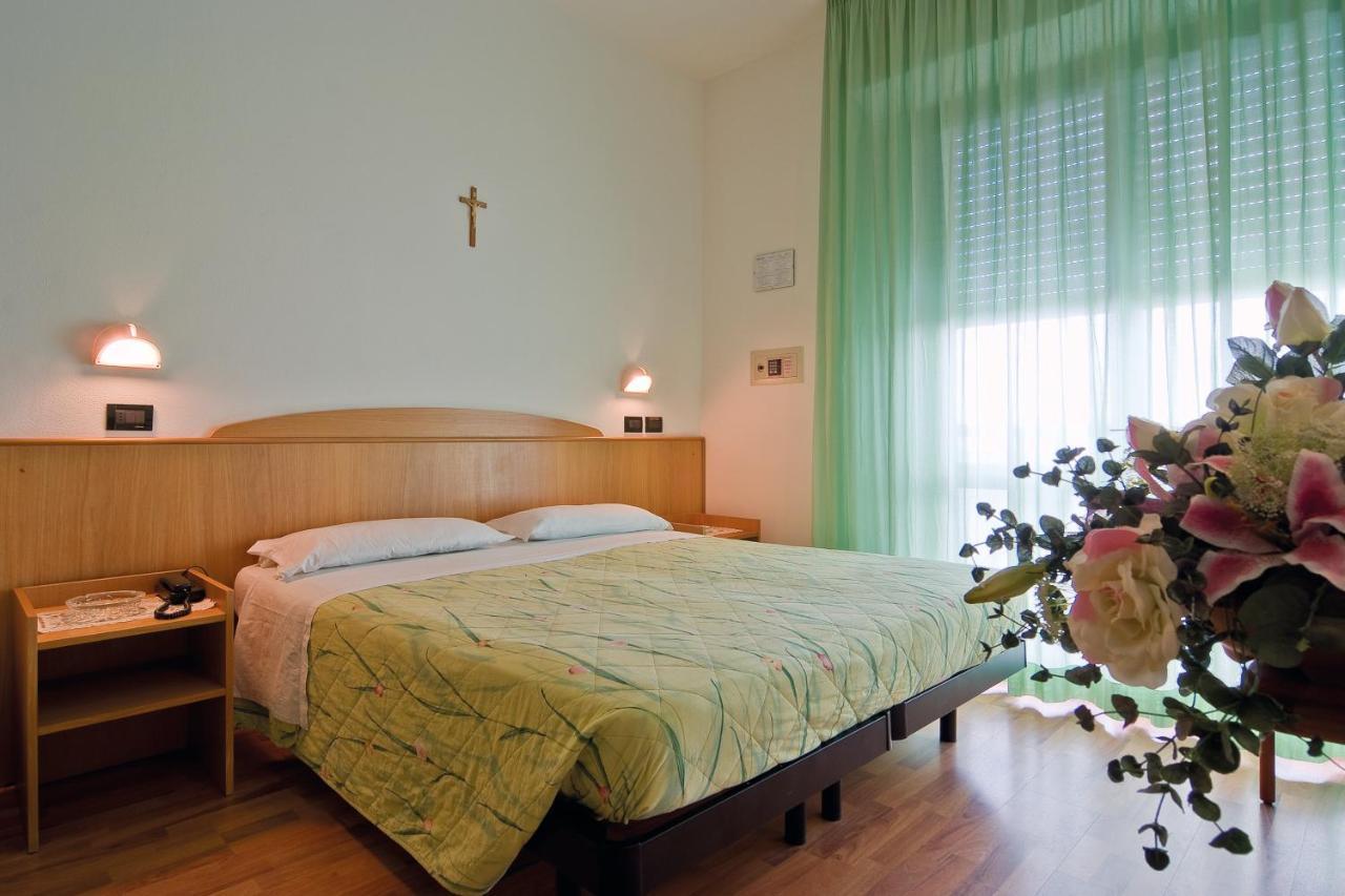 Little Hotel Cesenatico Ngoại thất bức ảnh