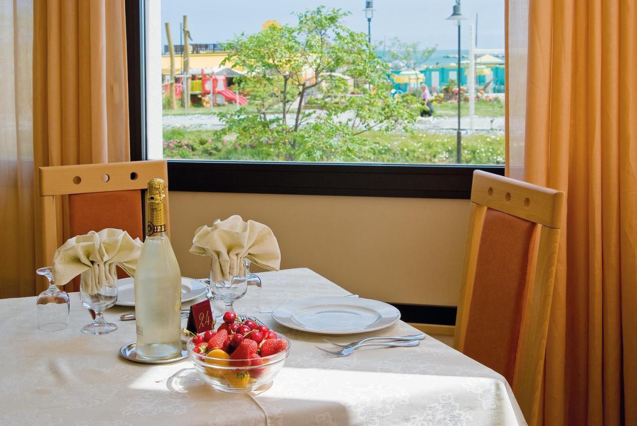 Little Hotel Cesenatico Ngoại thất bức ảnh