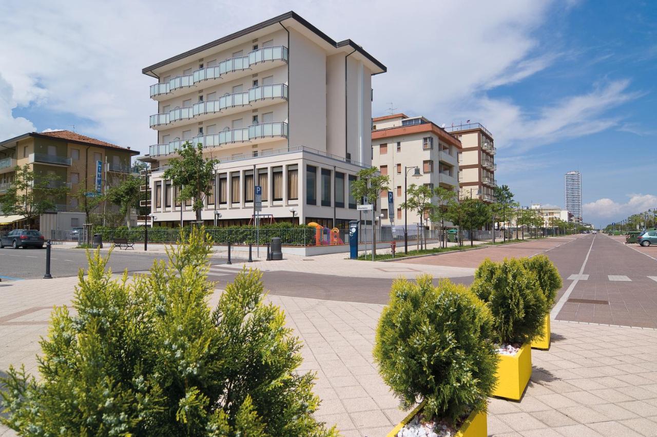 Little Hotel Cesenatico Ngoại thất bức ảnh