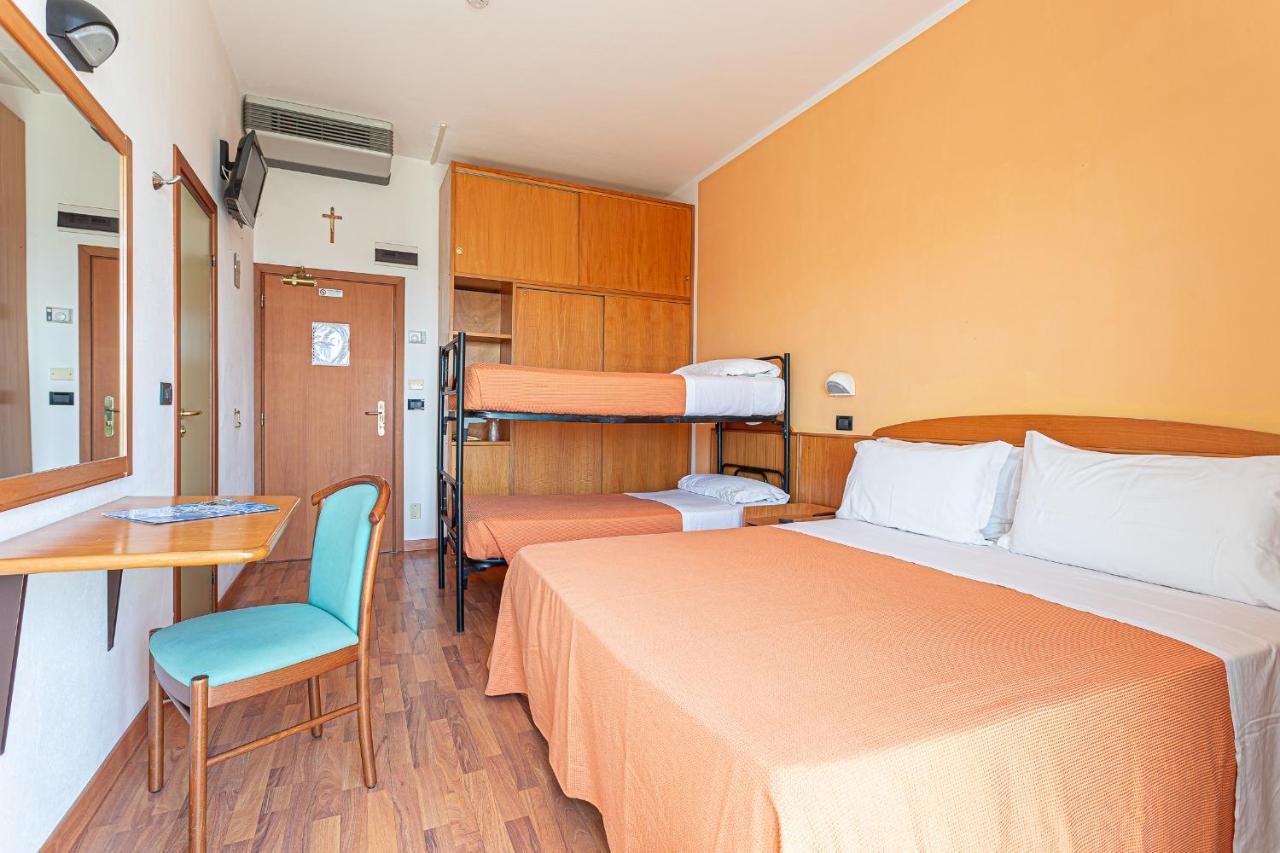 Little Hotel Cesenatico Ngoại thất bức ảnh