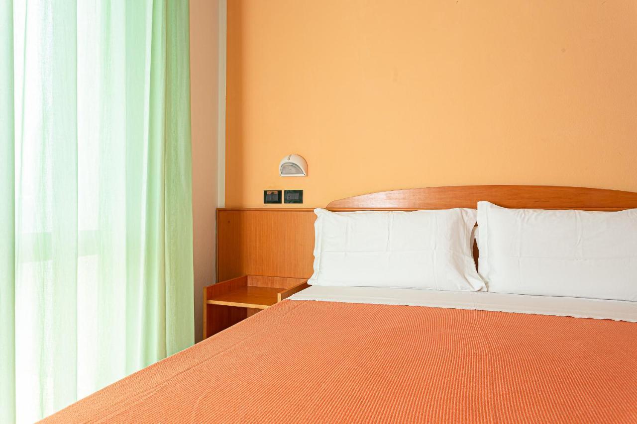 Little Hotel Cesenatico Ngoại thất bức ảnh