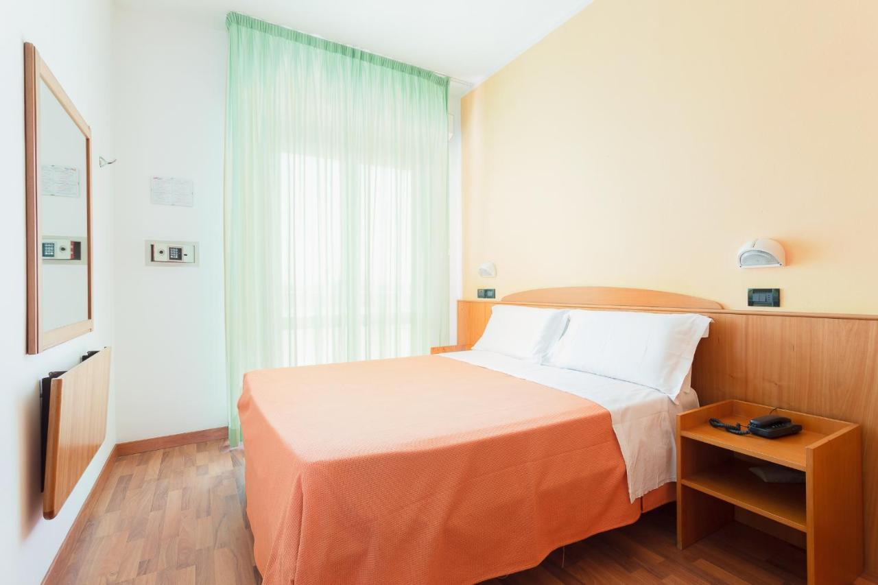 Little Hotel Cesenatico Ngoại thất bức ảnh