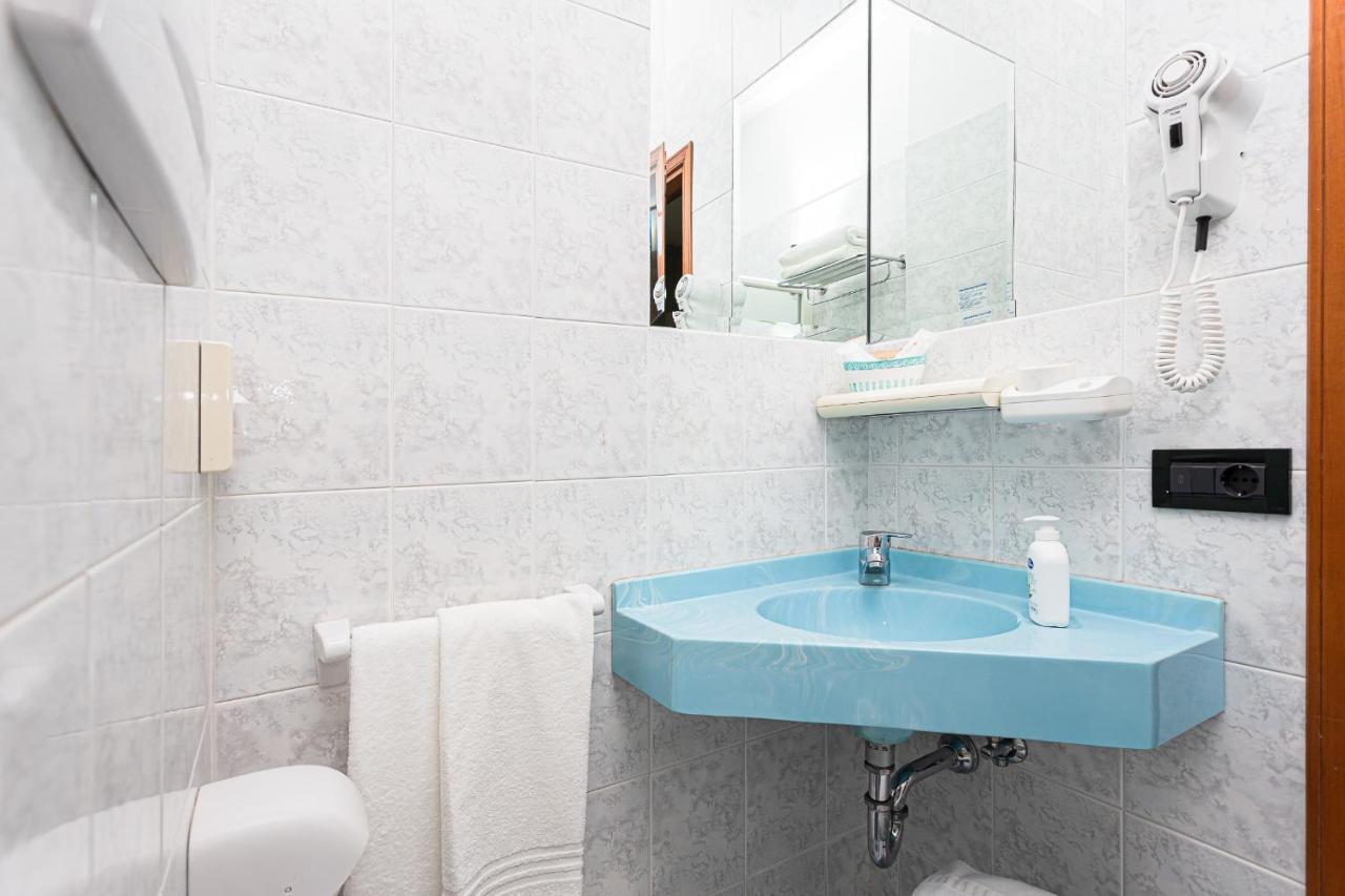 Little Hotel Cesenatico Ngoại thất bức ảnh